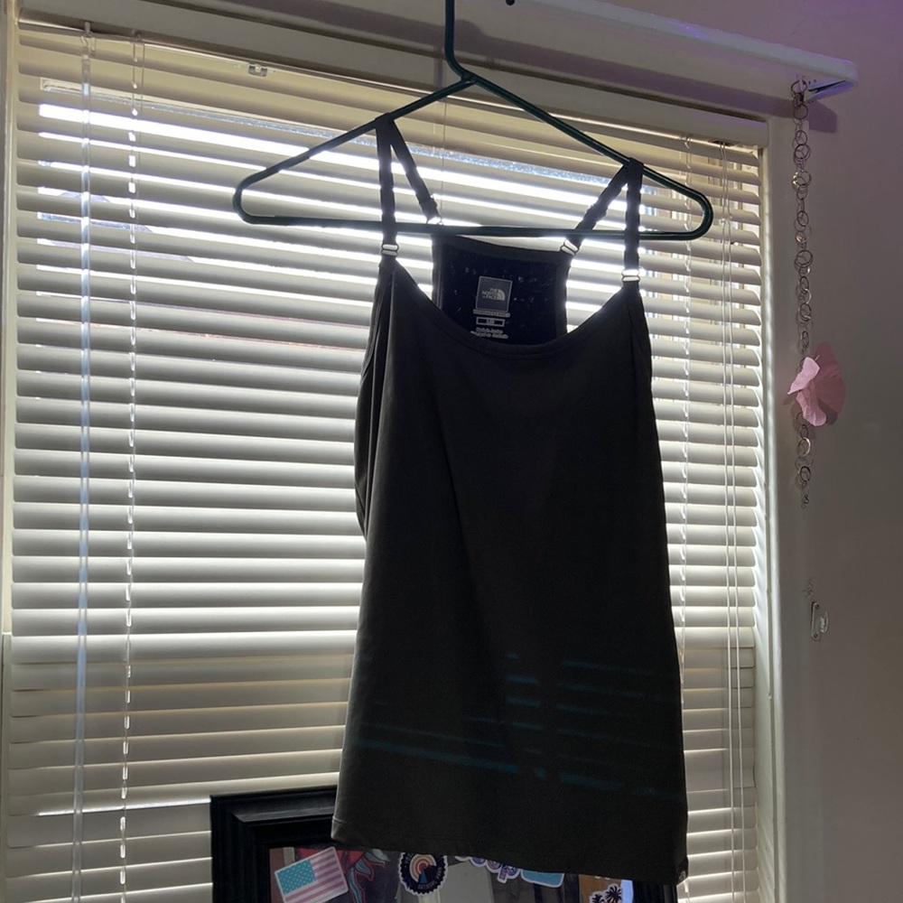 Workout tank top